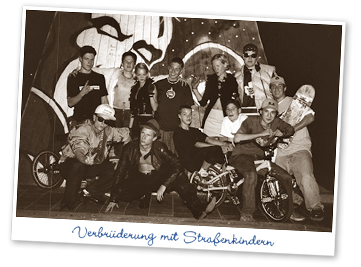 Verbrüderung mit Straßenkindern
